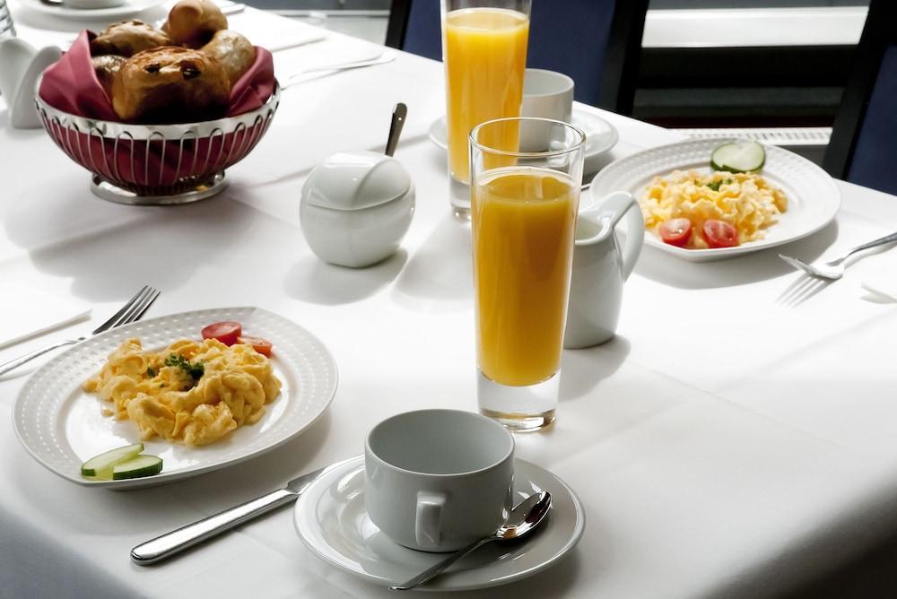 Welcome Hotel Darmstadt City Center Bagian luar foto